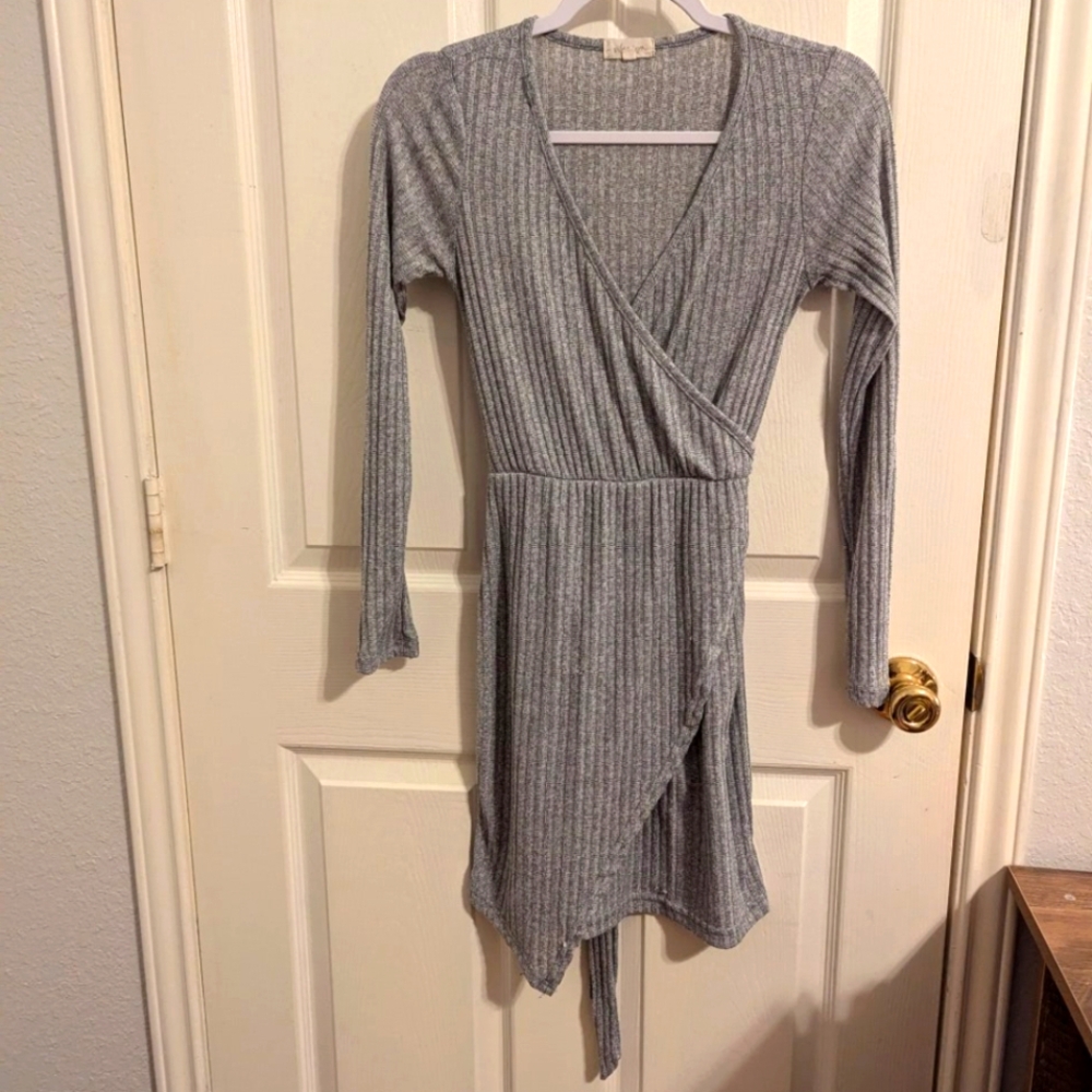 3/$15🧡 Urban Rose Women's Dress
